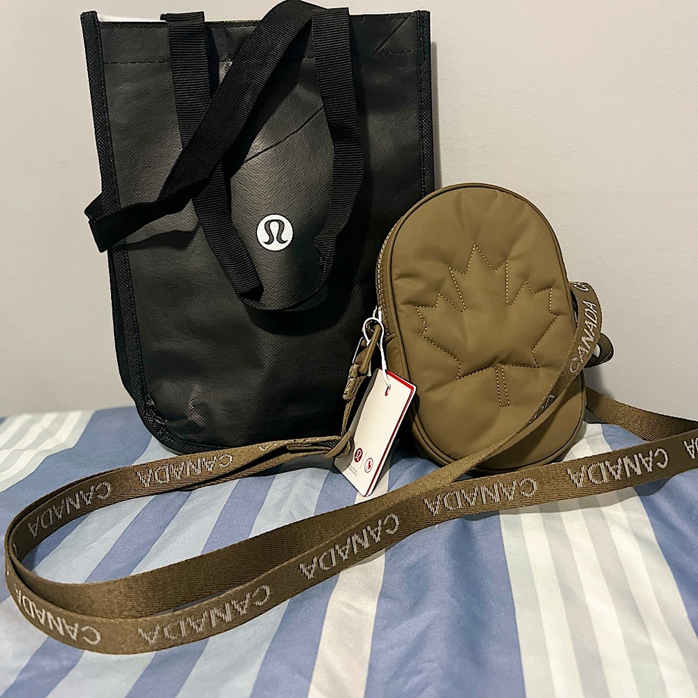 SOLD! LULULEMON CROSSBODY
